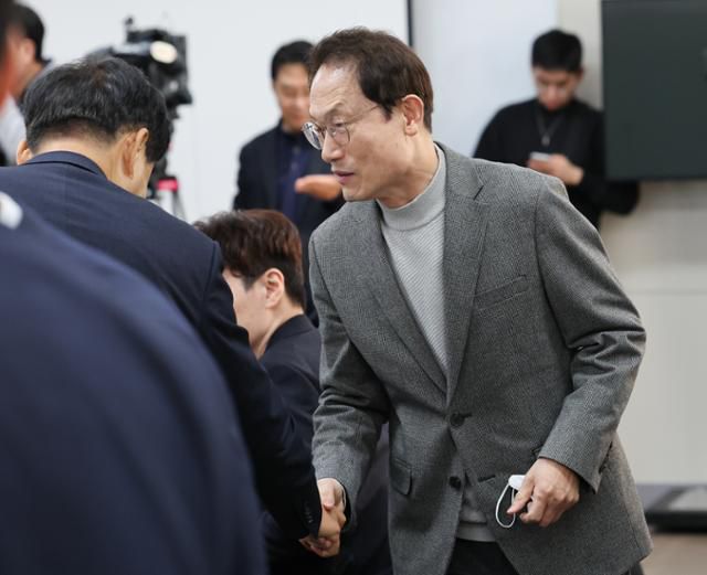 조희연 서울시교육감이 12일 정부서울청사에서 열린 국가교육위원회 회의에 참석하고 있다. 뉴스1