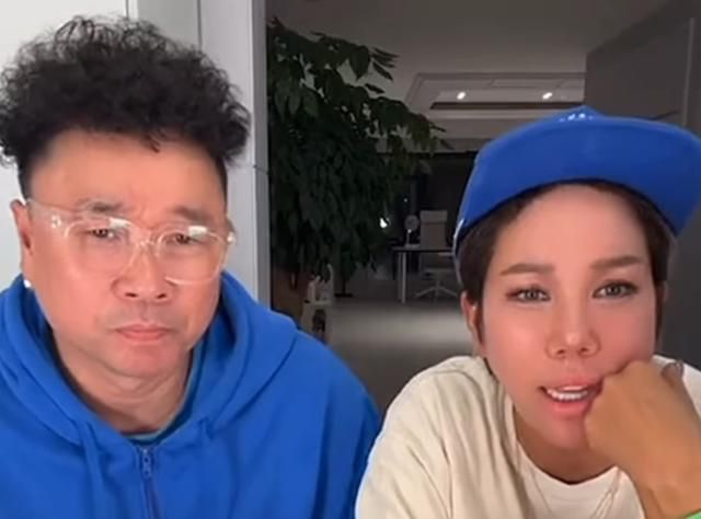 가수 김송이 악플러들에게 분노했다. 김송 SNS