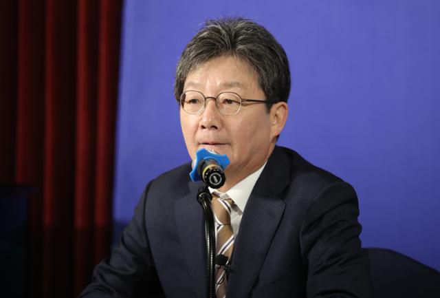 국민의힘 유승민 전 의원이 지난 1월 11일 오전 대구 아트파크에서 열린 대구·경북 언론인 모임 '아시아포럼21' 초청토론회에서 발언하고 있다. 연합뉴스