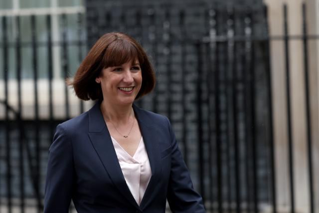 영국 새 재무장관에 오른 레이철 리브스. 영국 역사상 최초 여성 재무장관이란 기록을 쓰게 됐다. EPA 연합뉴스