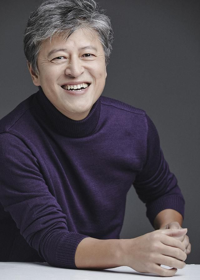 '얼굴'에 출연하는 배우 권해효는 연상호 감독의 애니메이션 '사이비'에서 목소리 연기를 했고, '반도'(2020)에 출연하기도 했다.