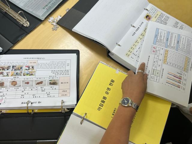 우리동네키움센터 중랑1호점에서 김금이(58) 센터 원장이 보여준 아침돌봄 운영 현황 자료. 권정현 기자