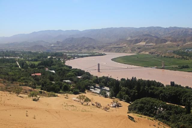 사막과 황하가 만나는 곳, 사파두 황하구. ⓒ최종명