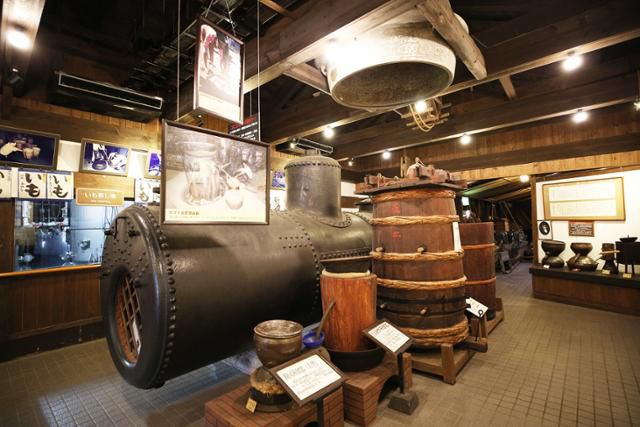 마쿠라자키역 주변 사츠마주조의 미니 박물관. ⓒ박준규