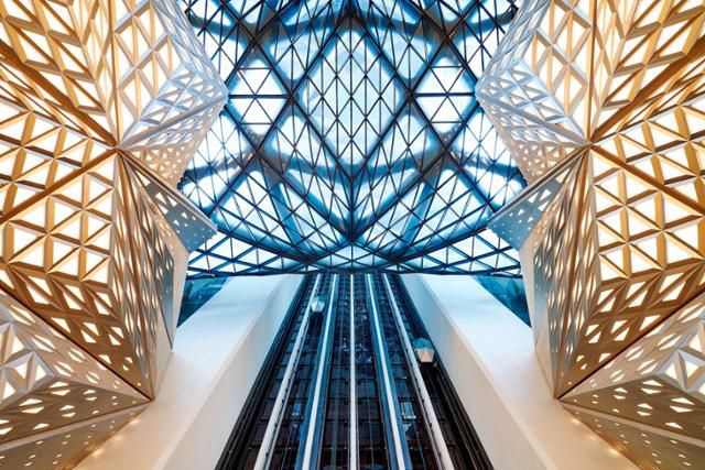 마카오의 복합리조트 시티 오브 드림스 안에 있는 모르페우스 호텔. 시티 오브 드림스 제공