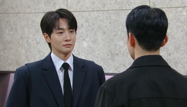 '결혼하자 맹꽁아!'는 이혼, 재혼, 졸혼 등 결혼의 다양한 모습을 보여줌으로써 행복의 진정한 의미를 묻고, 모든 세대의 공감과 웃음을 자아내는 유쾌한 가족드라마다. KBS2 캡처