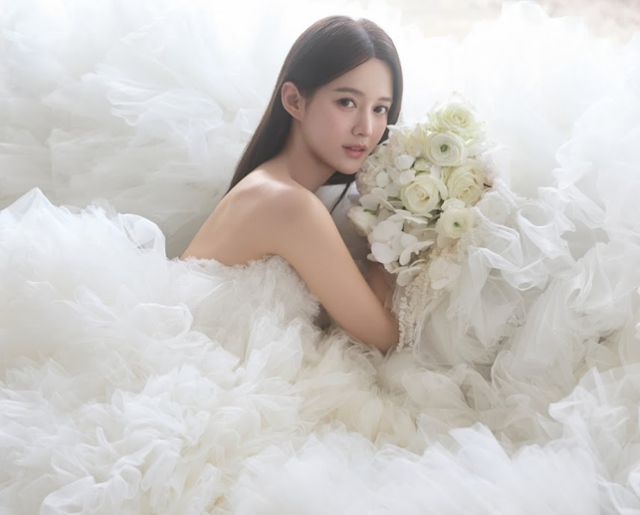 배우 남보라의 웨딩사진. 본인 제공