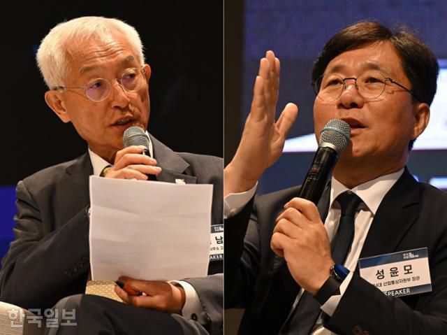 27일 서울 중구 웨스틴조선호텔에서 열린 '2025 한국포럼'에서 ''복합 위기' 한국 경제를 진단한다' 세션의 모더레이터를 맡은 오종남(왼쪽) 김앤장 법률사무소 고문과 토론자로 참석한 성윤모 전 산업통상자원부 장관. 박시몬 기자