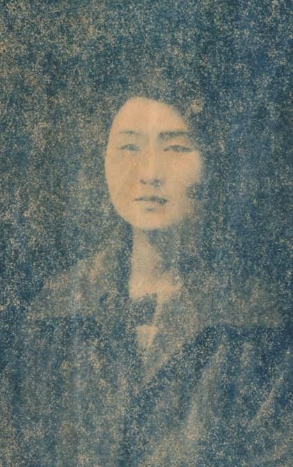 김명순의 두 번째 창작집 '애인의 선물'에 실린 김명순의 사진. 핀드 제공