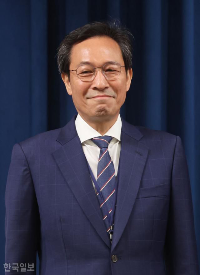 이재명 대통령이 정무수석으로 임명한 우상호 전 의원이 8일 대통령실 수석 인사안 발표에서 호명되고 있다. 왕태석 선임기자