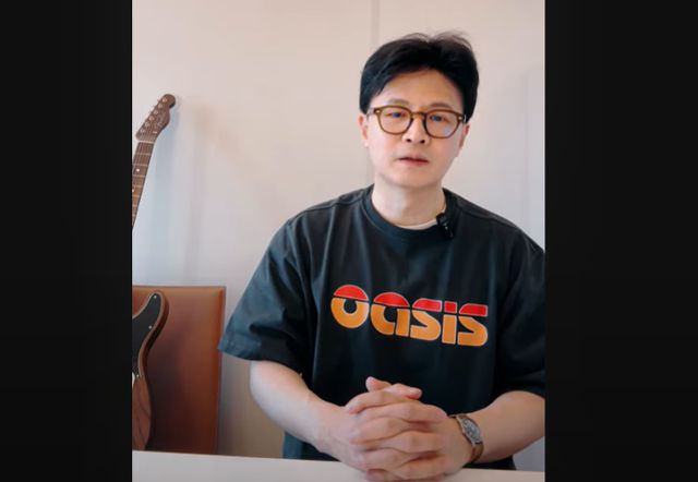 한동훈 전 국민의힘 대표가 15일 자신의 유튜브 채널을 통해 라이브 방송을 진행하고 있다. 유튜브 '힌동훈' 채널 캡처