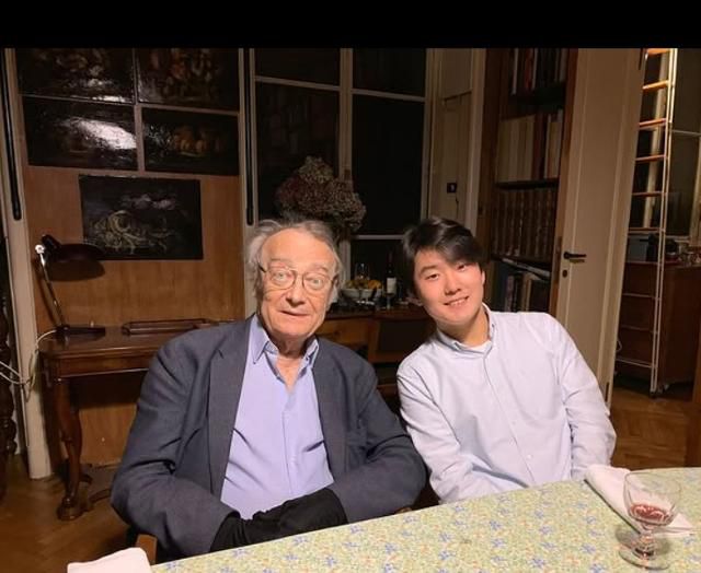 알프레트 브렌델과 조성진. 조성진 인스타그램 캡처