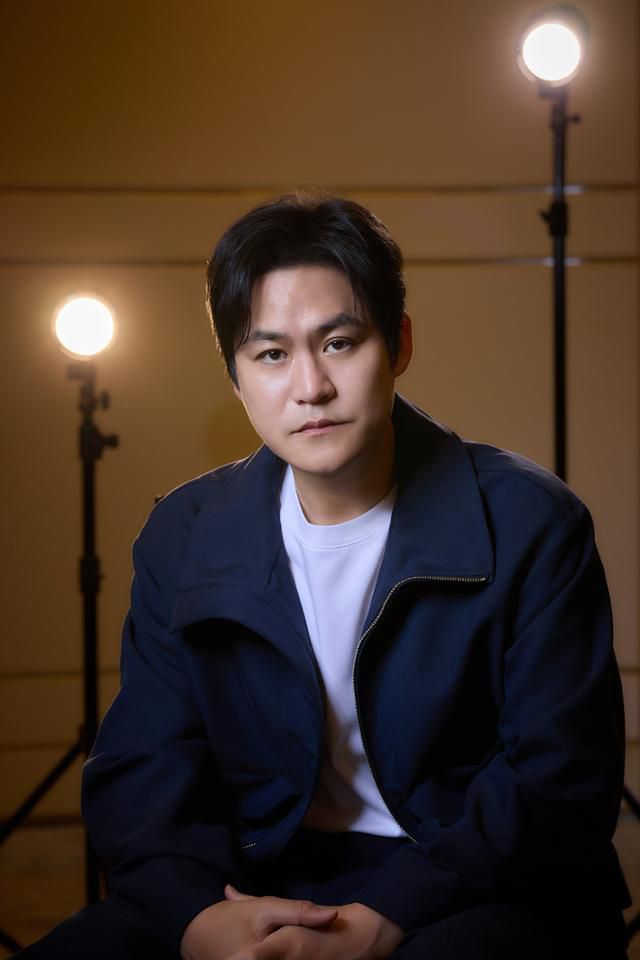 김성균이 과거를 회상했다. 월트디즈니 컴퍼니 코리아 제공