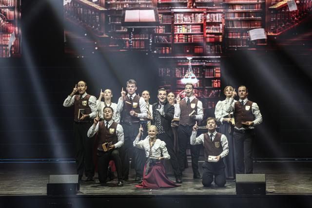 19회 대구국제뮤지컬페스티벌 개막작인 헝가리 뮤지컬 '테슬라'. DIMF 제공19회 대구국제뮤지컬페스티벌 개막작인 헝가리 뮤지컬 '테슬라'. DIMF 제공