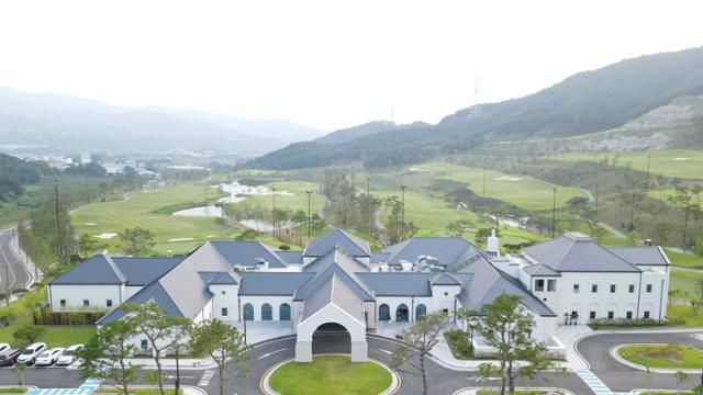 충북 음성에 위치한 감곡 컨트리클럽 전경. 엑스골프 제공