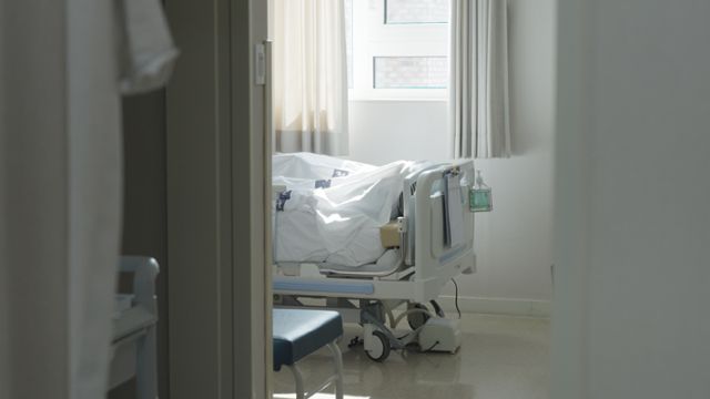 전문가들은 연명의료 중단 이후에도 환자들이 제대로된 돌봄을 받을 수 있는 시스템이 갖춰져 있지 않다고 지적한다. 사진은 독립형 호스피스 시설인 전진상의원 호스피스센터의 병동 모습. 이수연 PD