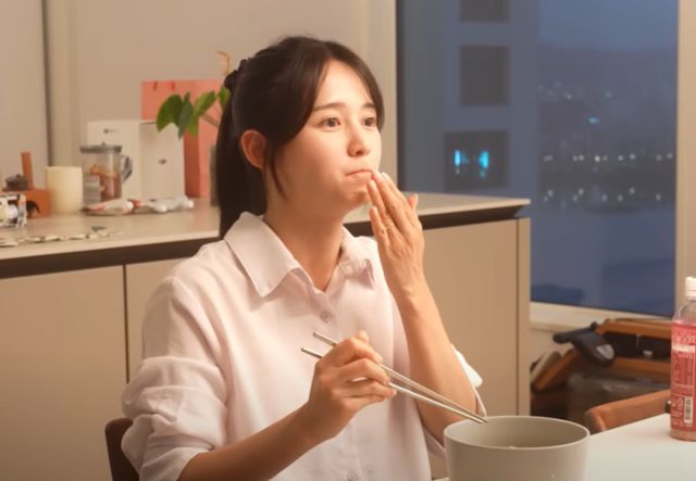 남보라가 신혼 일상을 공개했다. 남보라 유튜브 채널 캡처