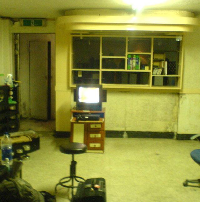 황가람의 옛 지하 작업실. 황가람 사회관계망서비스 캡처