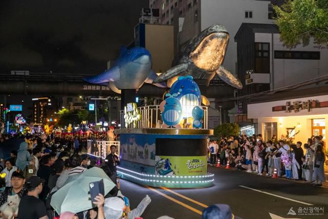 지난해 9월 28일 울산 남구 장생포 일원에서 고래축제가 열리고 있다. 울산시 제공