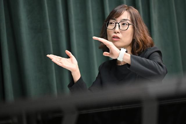 안미현 서울중앙지검 검사가 지난달 30일 서울 중구 한국일보사에서 본보와 인터뷰를 하고 있다. 민경석 기자