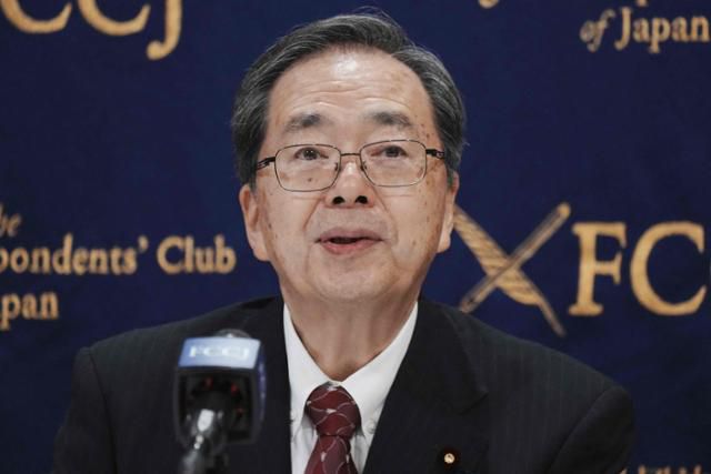 사이토 데쓰오 일본 공명당 대표가 지난달 20일 도쿄 외신기자클럽에서 열린 기자회견에서 발언하고 있다. 도쿄=AFP 연합뉴스