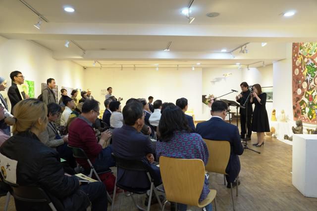 2023년 10월 11일 서울 종로구 경인미술관에서 열린 '에큐메니컬 문화예술제' 행사 모습. 에큐메니컬 문화예술제는 예술을 통한 화합을 목표로 2019년부터 해마다 개최되고 있다. 한국신앙과직제 제공