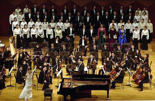 2000년 12월 25일 서울 예술의전당 콘서트홀에서 열린 천주교·개신교 성탄 연합 음악회. 한국일보 자료사진