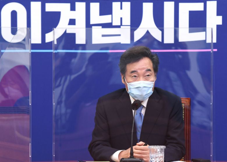 이낙연 더불어민주당 신임 당대표가 31일 국회 당대표회의실에서 열린 기자간담회에서 발언하고 있다. [연합]