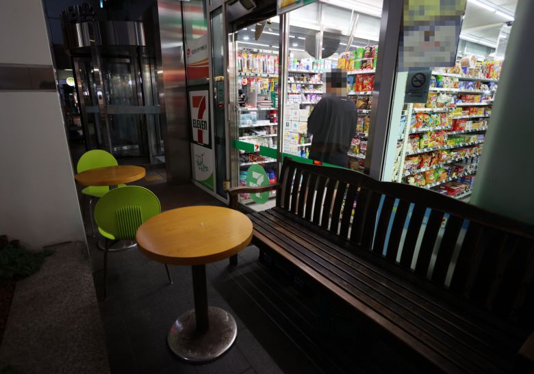 지난 1일 오후 서울 시내의 한 편의점 [연합]