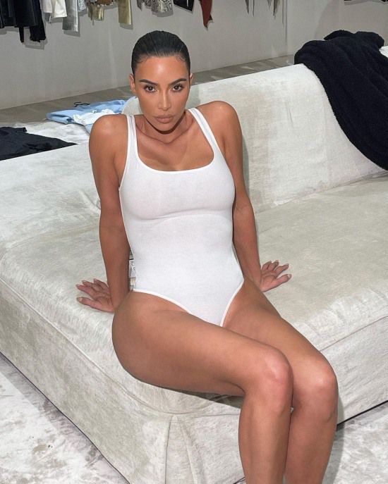 킴 카다시안 인스타