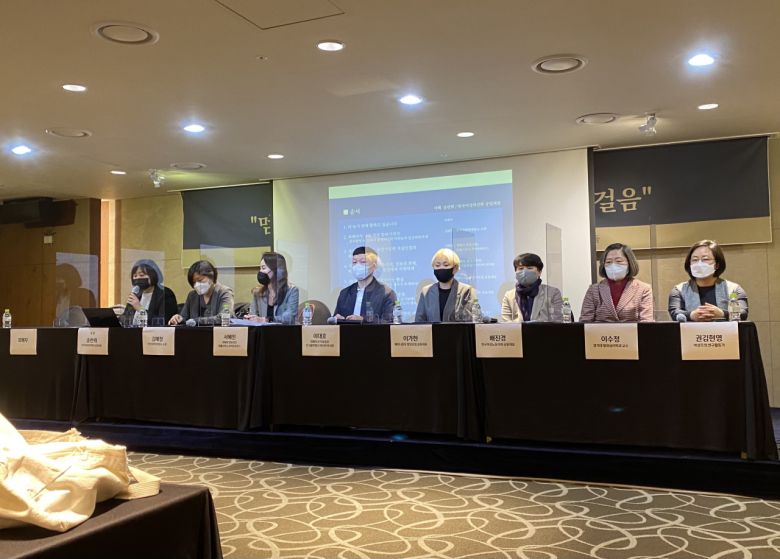 지난 17일 오전 서울 중구 티마크그랜드호텔 명동에서 열린 고(故) 박원순 전 서울시장 성추행 피해자의 기자 회견 모습. 신주희 기자/joohee@heraldcorp.com