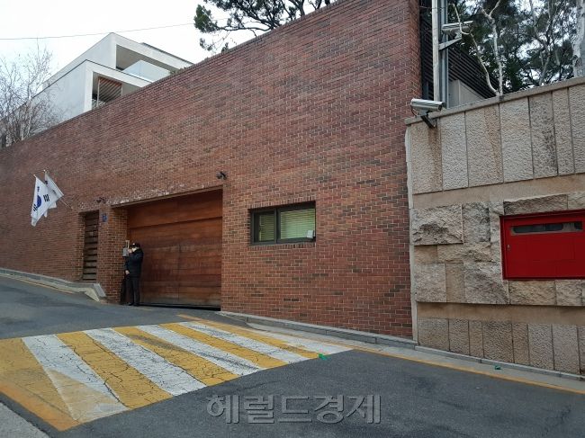 이명박 전 대통령의 논현동 사저. [연합]