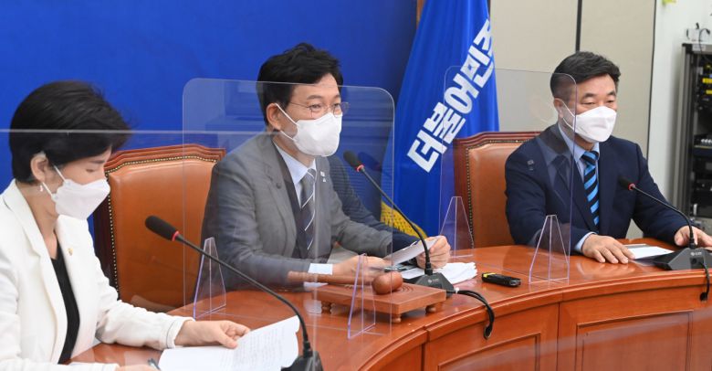 더불어민주당 송영길 대표가 지난 10일 오전 국회에서 열린 최고위원회의에서 발언하고 있다. [연합]