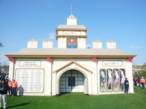 2007년 박세리의 '명예의 전당' 입회가 결정되자 스카이72에서 이를 기념한 스킨스 대회가 열렸다.