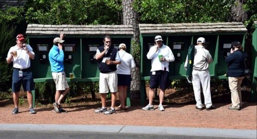 오거스타내셔널에서 전화를 하려면 코스내 공중전화 부스를 이용해야 한다.