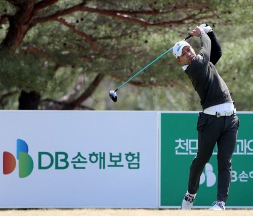 지난해 개막전 우승한 문도엽이 타이틀 방어에 도전한다. [사진=KPGA]