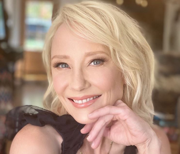 할리우드 배우 앤 헤이시 [인스타그램]