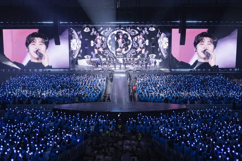 비까지 그친 체조경기장이 있는 올림픽공원은 영웅시대의 하늘색 물결로 발 디딜 틈이 없었고, 이로써 다시 한번 임영웅의 진가가 빛나기도 했다.