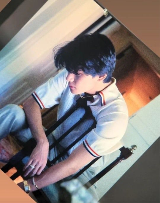 뷔 인스타 스토리