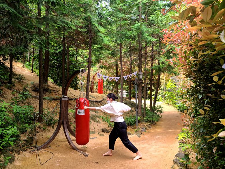 통영 나폴리농원 맨발숲테라피