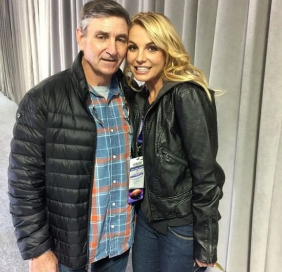 브리트니 스피어스와 아버지 / 브리트니 채널