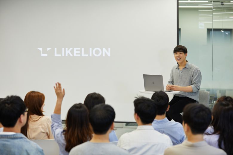 멋쟁이사자처럼의 IT 교육 모습 [멋쟁이사자처럼]