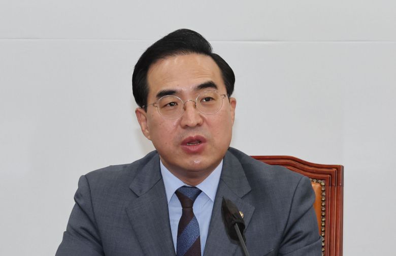 박홍근 더불어민주당 원내대표가 27일 오전 서울 여의도 국회에서 열린 원내대책회의에서 발언하고 있다. [연합]