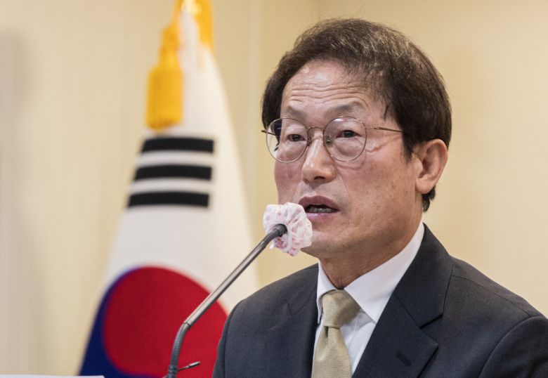 조희연 서울시 교육감이 지난 3일 오전 서울 종로구 서울시 교육청 대강당에서 열린 2023년 서울시 교육청 신년 기자회견에 참석해 계묘년 서울 교육청의 중점 사업에 대해 설명하고 있다. [연합]