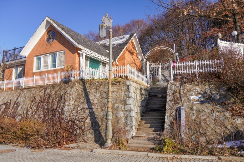 스물다섯 스물하나 희도네 집