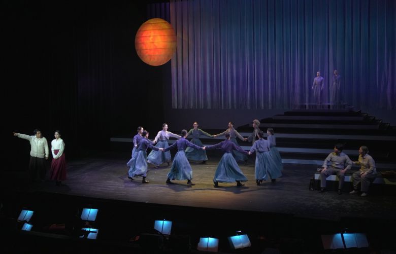 ‘섬’ 공연 모습