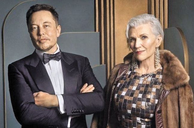 일론 머스크 테슬라 최고경영자(CEO)와 그의 어머니 메이 머스크. [트위터 캡처]