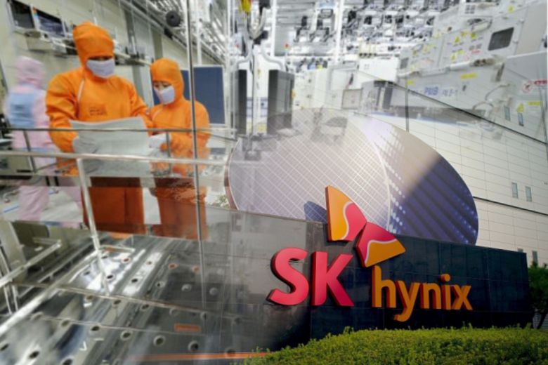 특히 김 TL은 “이 모든 과정이 동료 구성원들의 도움과 배려 없이는 힘들었을 것”이라며 “팀원들의 배려로 독립적으로 일하며 성과를 낼 수 있는 업무를 제게 배정해 주셔서 업무 시간을 유연하게 사용해 육아를 하면서도 조직에 기여할 수 있었다”고 말했다.