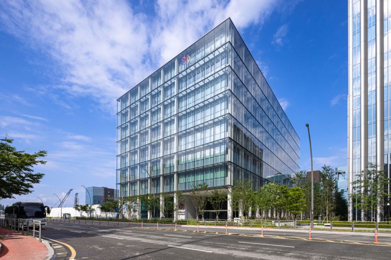 대상 식품연구소가 자리한 대상 이노파크. 이 연구소는 1980년 설립됐다. 지난해 1200억원을 투자해 세워진 지상 8층 지하 2층 규모의 대상 이노파크로 이전했다. 이 연구소는 식품, 소재(바이오·전분당), 건강기능식품 등 대상의 R&D(연구·개발)부문을 담당한다.[대상 제공]