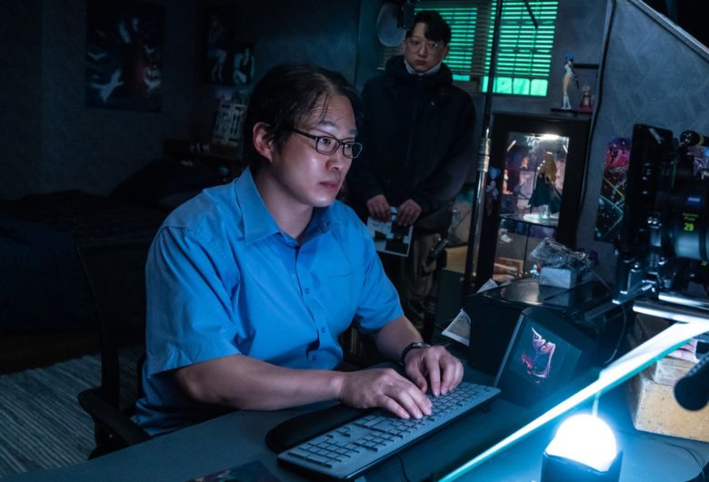 넷플릭스 오리지널 드라마 ‘마스크걸’에서 직장인 주오남을 연기하는 배우 안재홍. [넷플릭스 공식 페이스북]